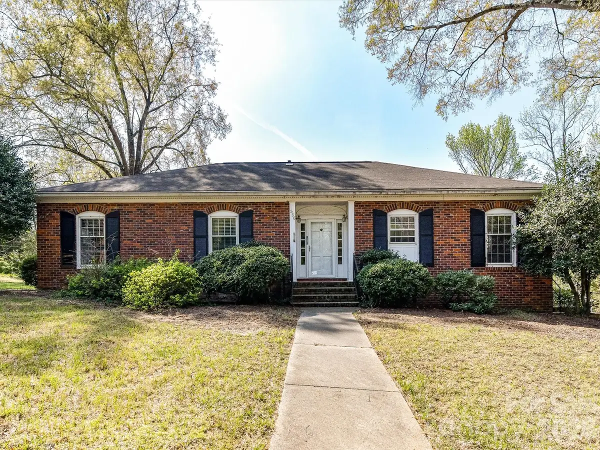 556 Eastway Street, Davidson, NC 28036 - #1