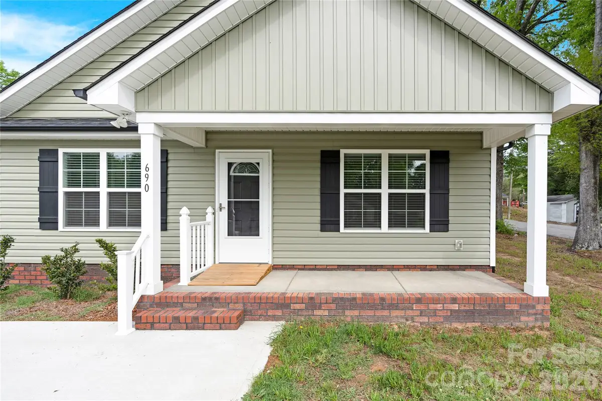 690 Wilshire Avenue Sw, Concord, NC 28027 - #1