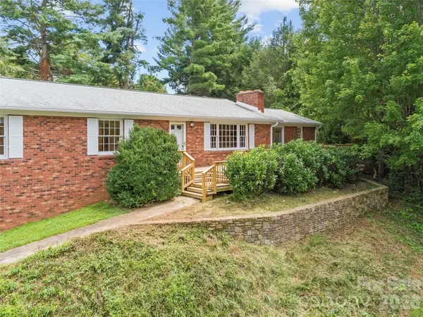 42 Sheppard Drive, Asheville, NC 28806