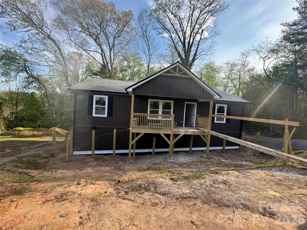 184 Hayes Avenue, Hudson, NC 28638