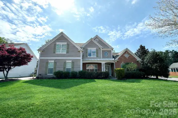 11106 Knight Castle Drive, Charlotte, NC 28277