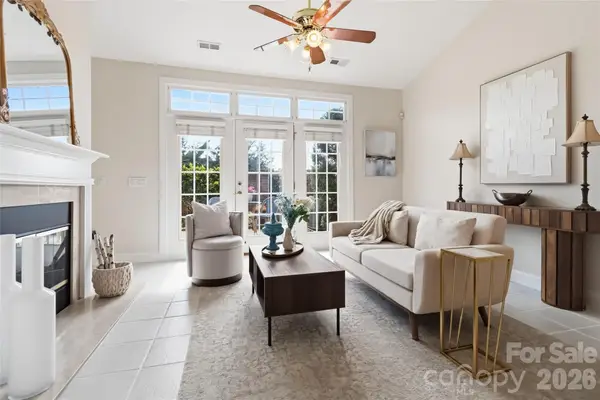 11177 Villa Trace Place, Charlotte, NC 28277