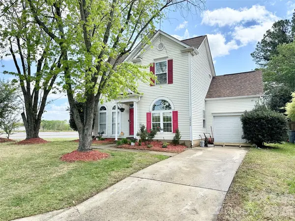 12548 Panthersville Drive, Charlotte, NC 28269