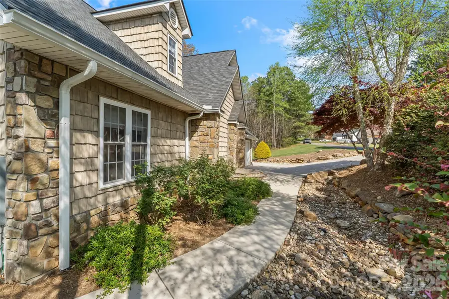 6047 Chaucer Lane, Granite Falls, NC 28630 - #2