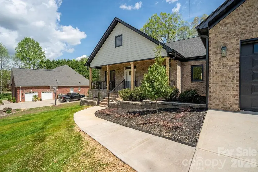 145 Creekwood Drive, Dallas, NC 28034 - #3