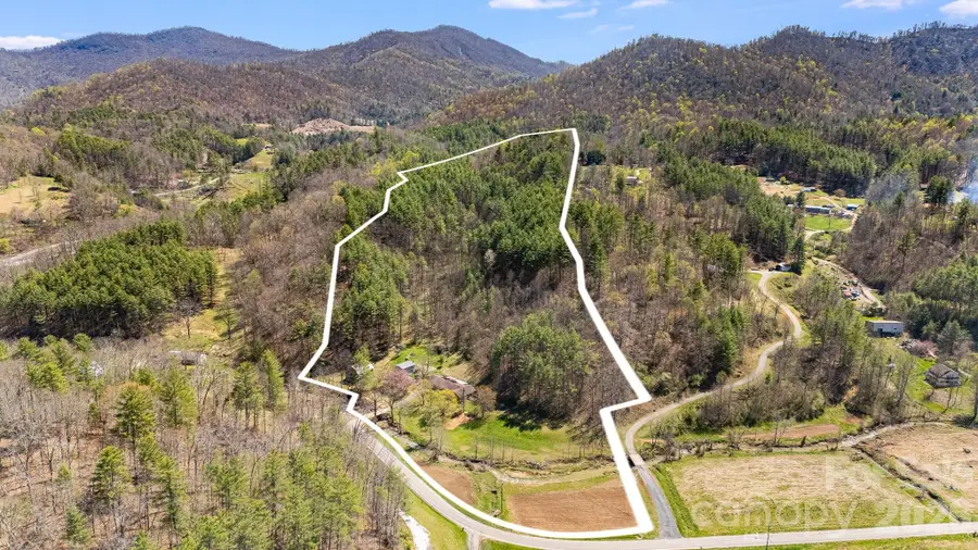 6334 Jacks Creek Road, Burnsville, NC 28714 - #2