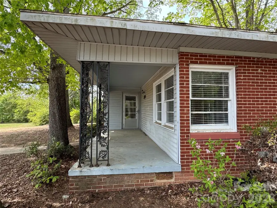 509 E Main Street E, Locust, NC 28097 - #2