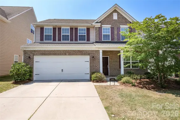 16059 Harbor Hill Drive, Charlotte, NC 28273