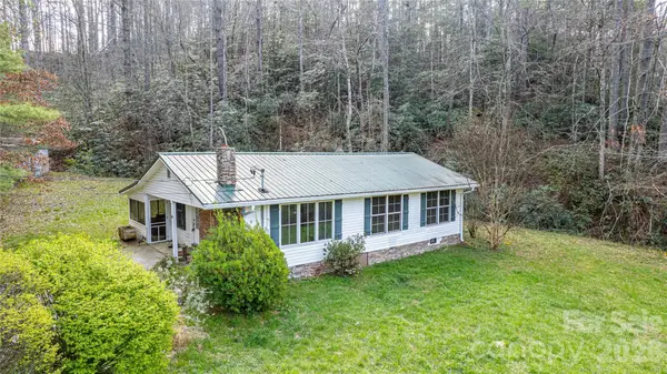 108 Poplar Gap Road, Brevard, NC 28712