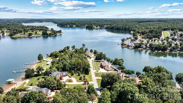 4202 54th Avenue Ne, Hickory, NC 28601