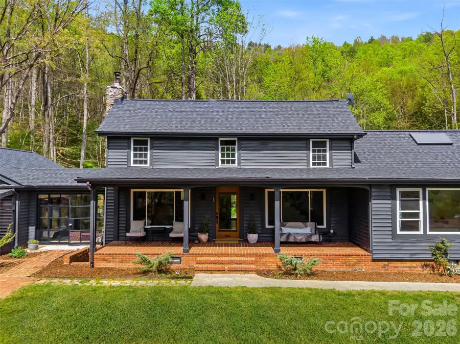 51 Mark Twain Road, Asheville, NC 28805 - #2