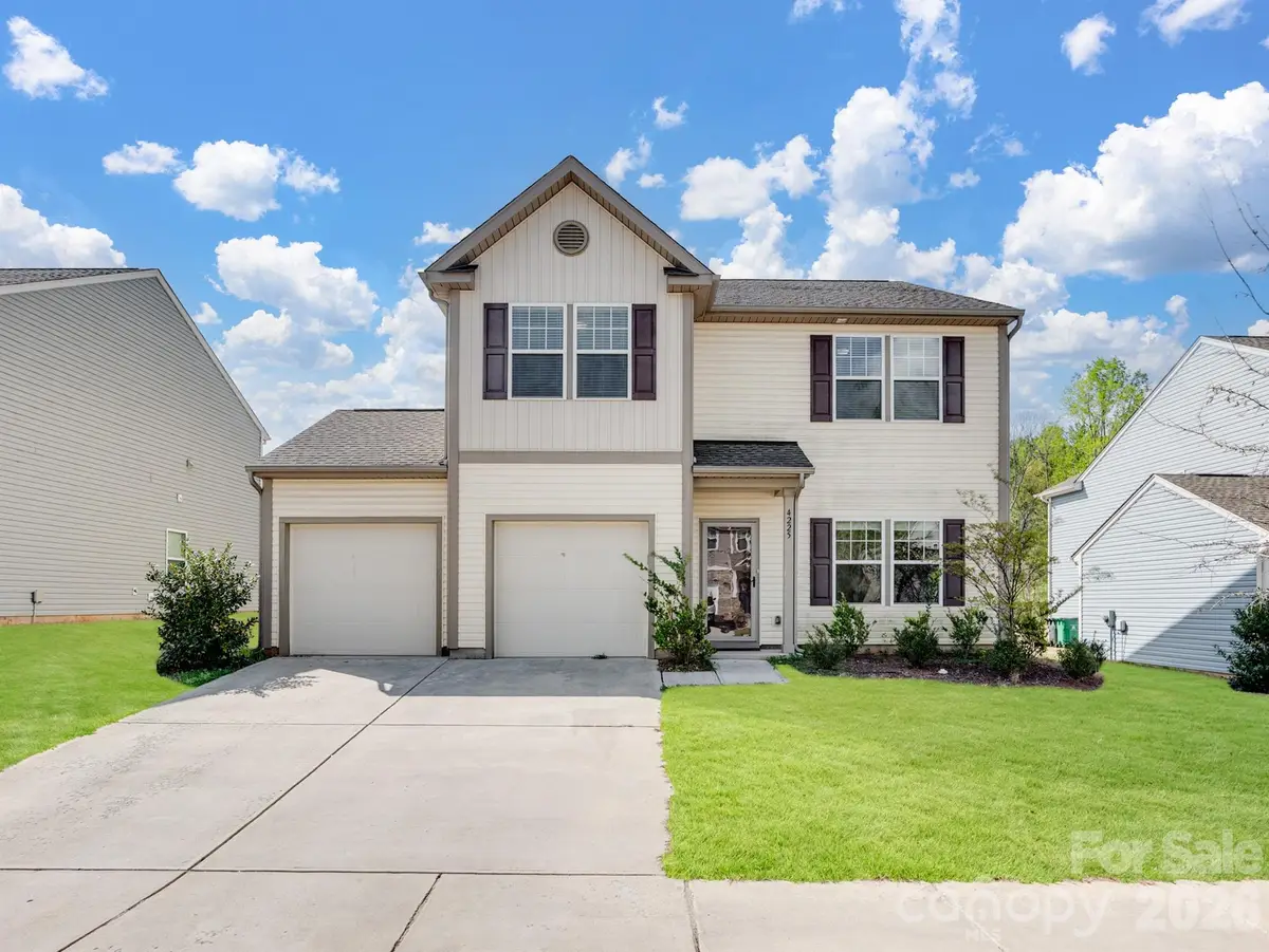 4225 Stockbrook Drive, Charlotte, NC 28215 - #1