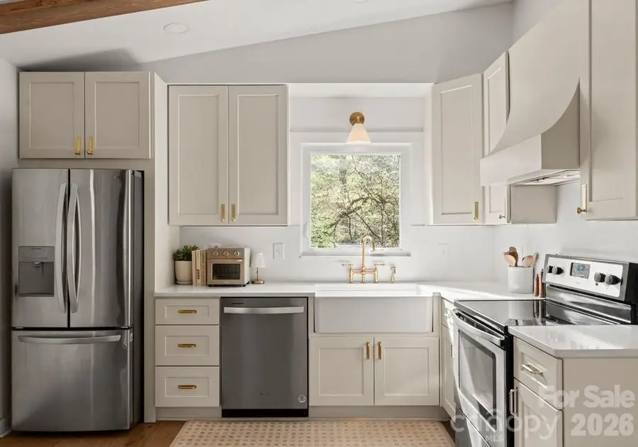 6809 Tara Drive, Charlotte, NC 28211 - #2