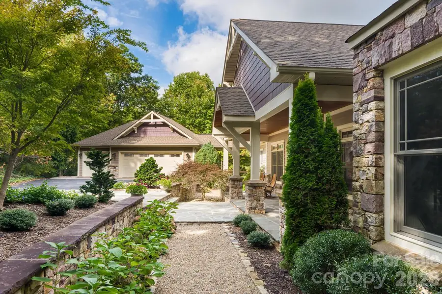 104 Mossridge Court, Flat Rock, NC 28731 - #3