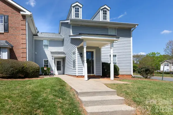 5600 Amity Springs Drive, Charlotte, NC 28212