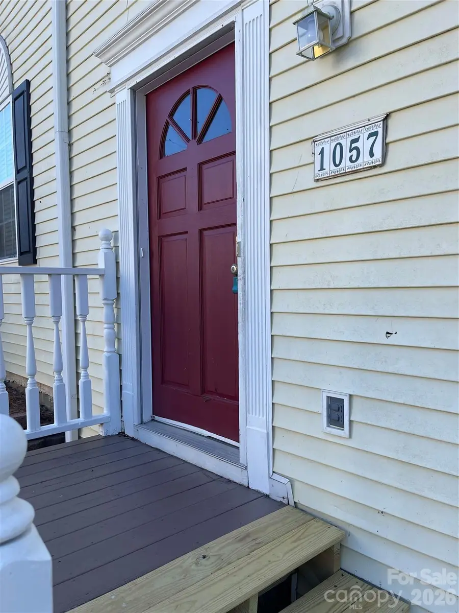 1057 19th Street Ne, Hickory, NC 28601 - #3