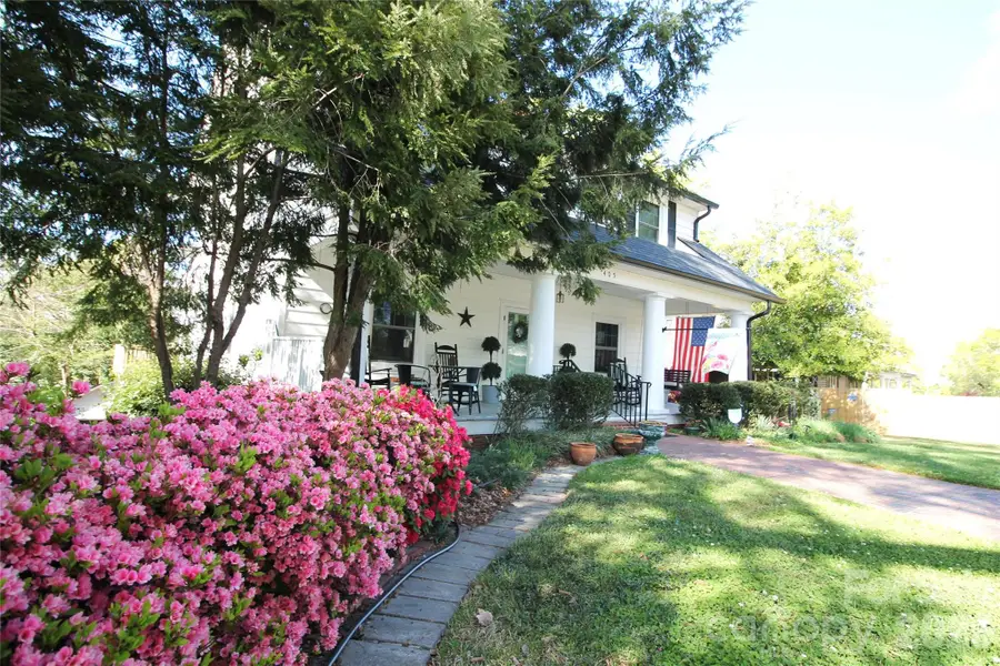 405 Lee Avenue, Wadesboro, NC 28170 - #3