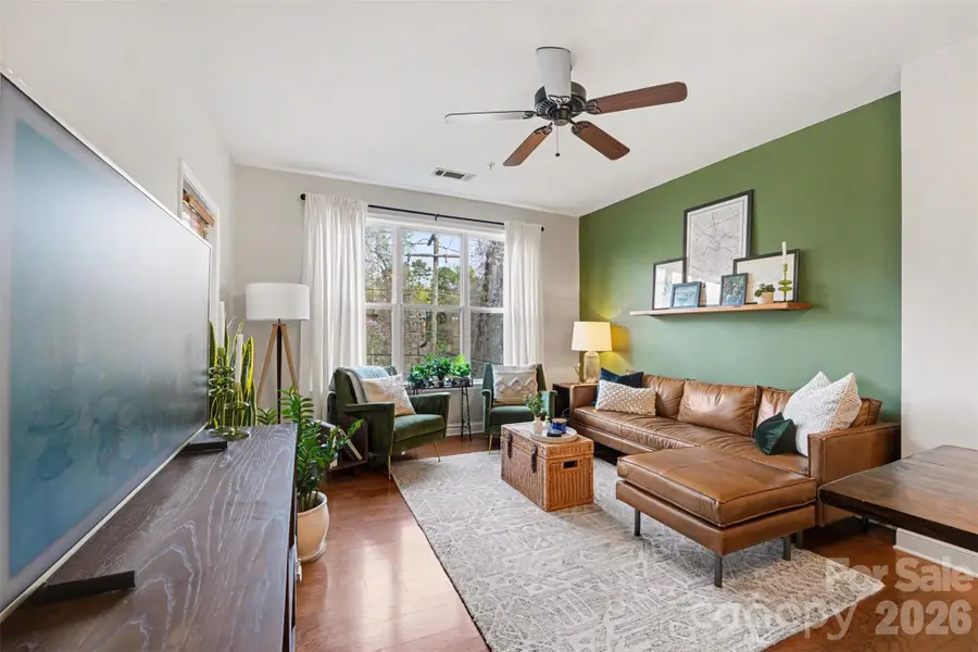 1000 E Woodlawn Road #111, Charlotte, NC 28209 - #2