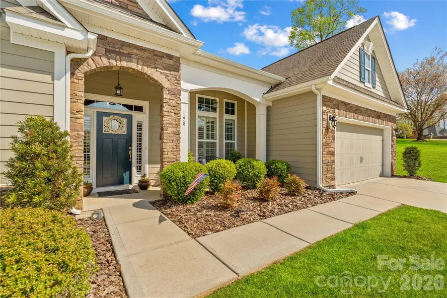 198 Hunters Hill Drive, Statesville, NC 28677 - #2