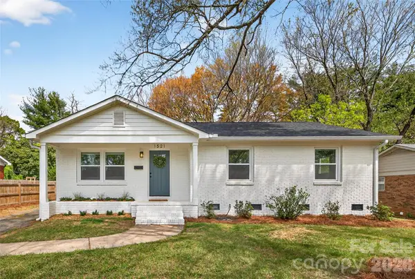 1521 Starbrook Drive, Charlotte, NC 28210