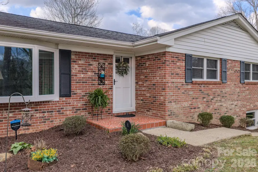 1 Mayfair Drive, Candler, NC 28715 - #3