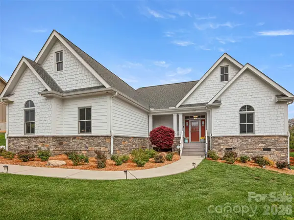 127 Rockbridge Road, Mills River, NC 28759