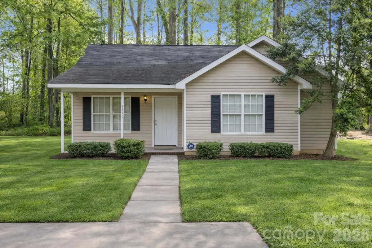 2246 Sunset Boulevard, Charlotte, NC 28269 - #1