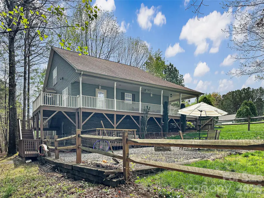 5106 Hanging Rock Court, Hickory, NC 28601 - #2