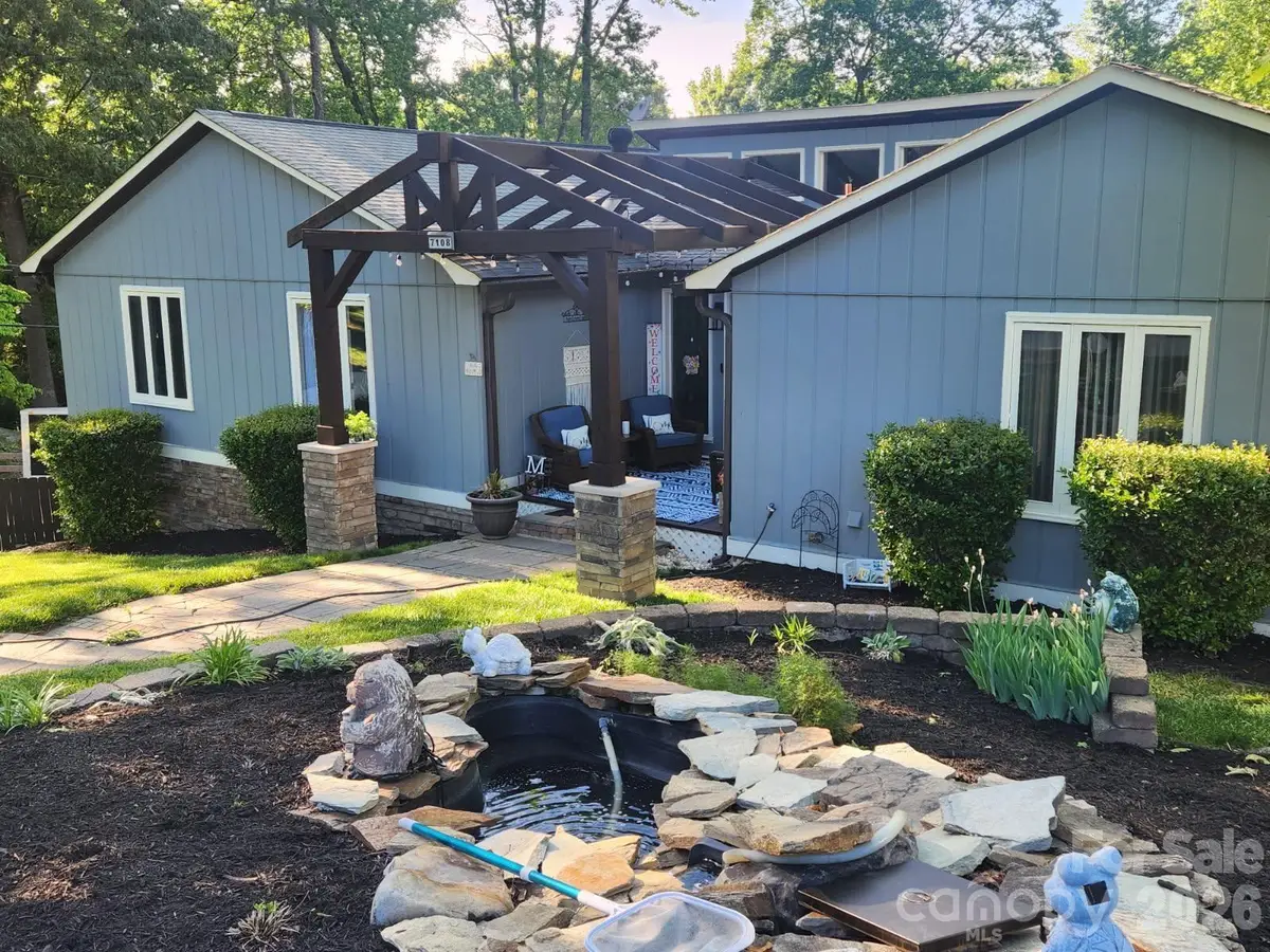 7108 Hollyhouse Drive, Charlotte, NC 28215 - #1