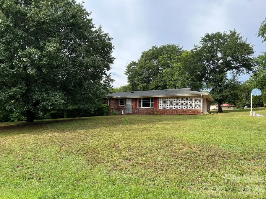 649 Pine Street, Forest City, NC 28043 - #2