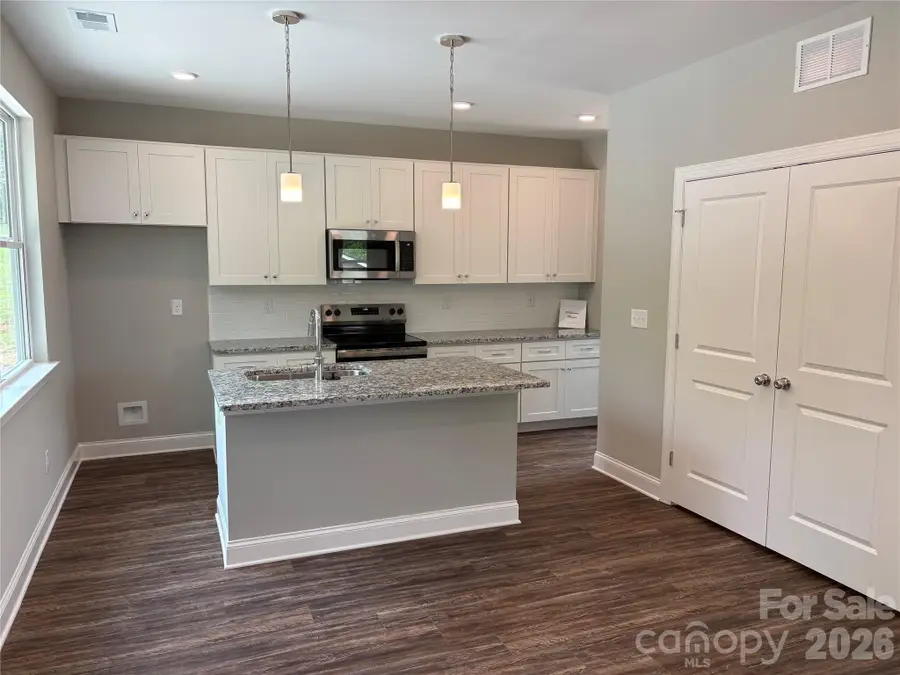 608 E Boston Avenue, Bessemer City, NC 28016 - #2