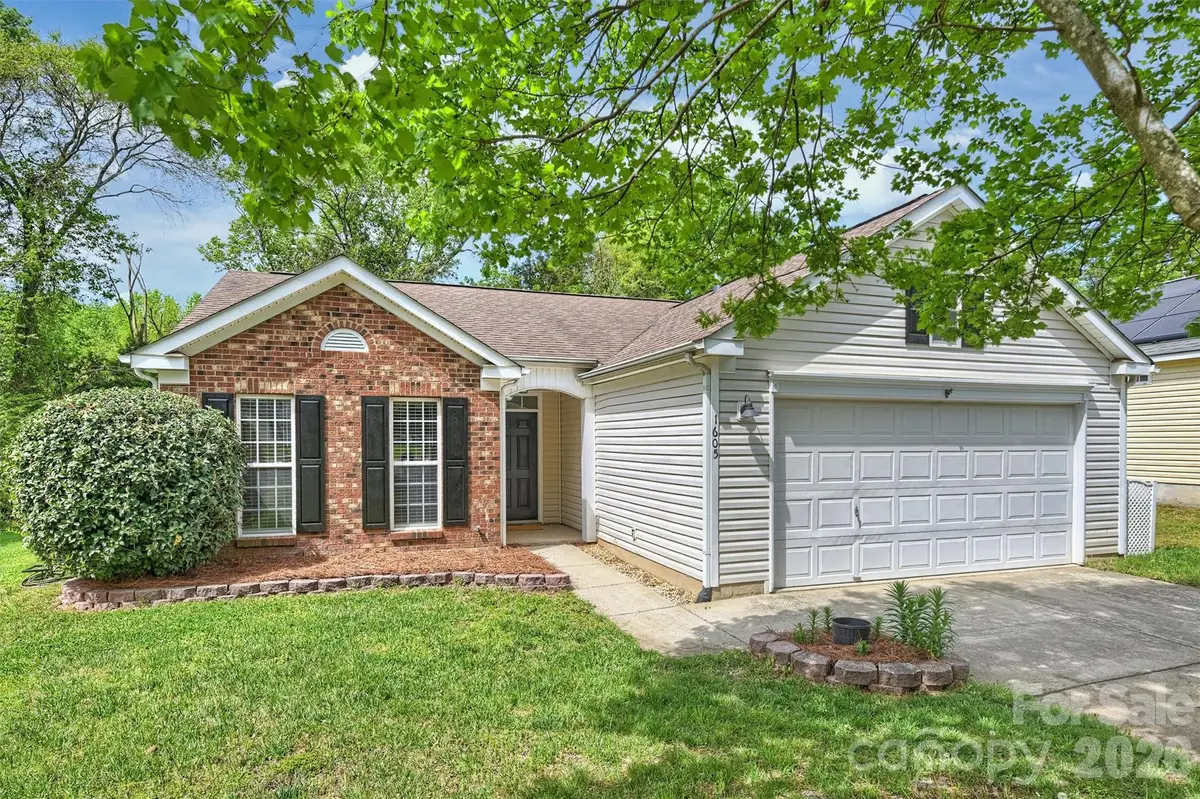 1605 Royal Tree Court, Charlotte, NC 28216 - #1