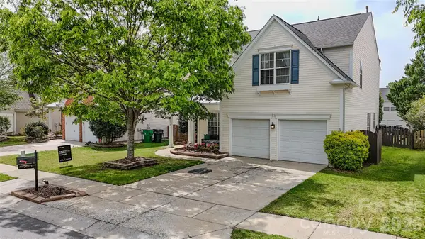 3001 Azalea Hills Drive, Charlotte, NC 28262