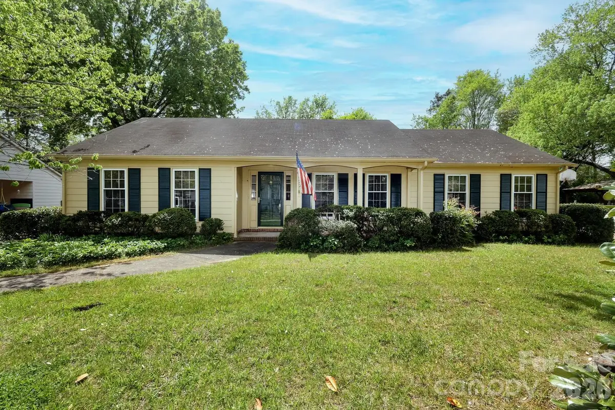 2000 Lawton Bluff Road, Charlotte, NC 28226 - #1