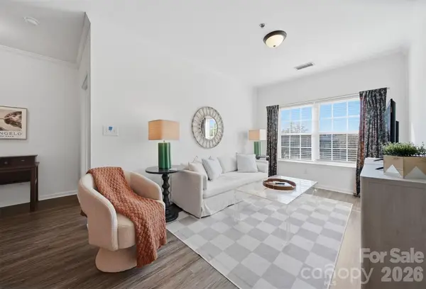 1410 4th Street Drive Nw #205, Hickory, NC 28601