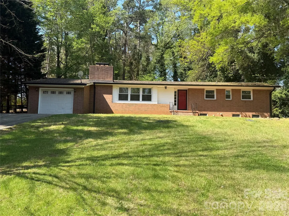 302 Suburban Avenue, Kannapolis, NC 28083 - #1