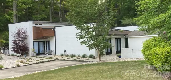 3316 Johnny Cake Lane, Charlotte, NC 28226