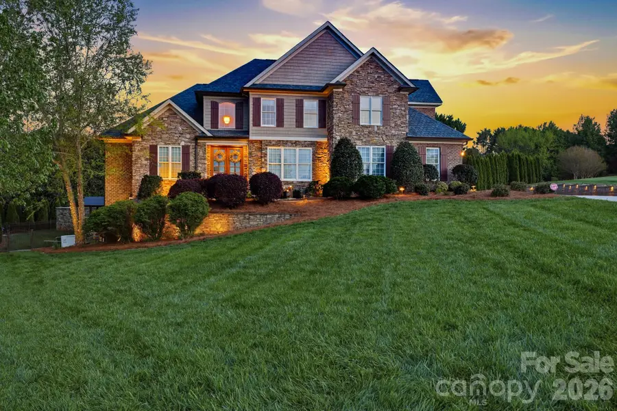 3638 Hogan Court Ne, Conover, NC 28613 - #3