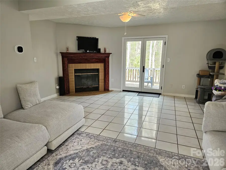 3459 Ridgewood Drive, Morganton, NC 28655 - #3