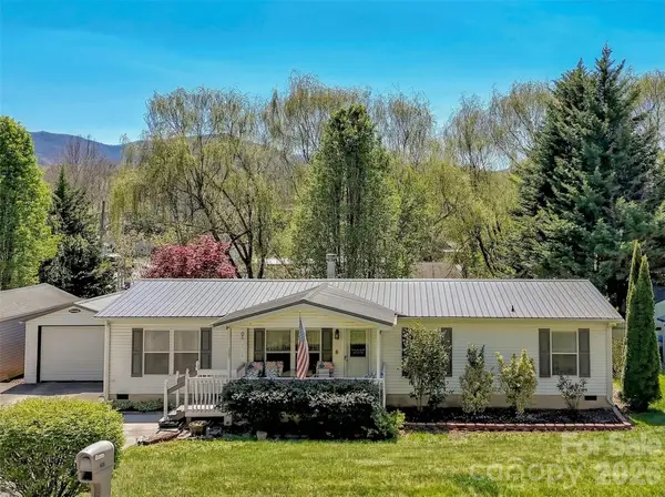 233 Fourth Street, Waynesville, NC 28786