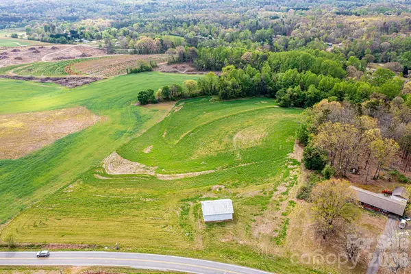 7396 Rhodhiss Road, Connelly Springs, NC 28612