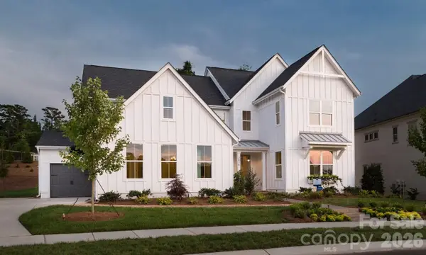 15605 Huntingtowne Village Road, Huntersville, NC 28205