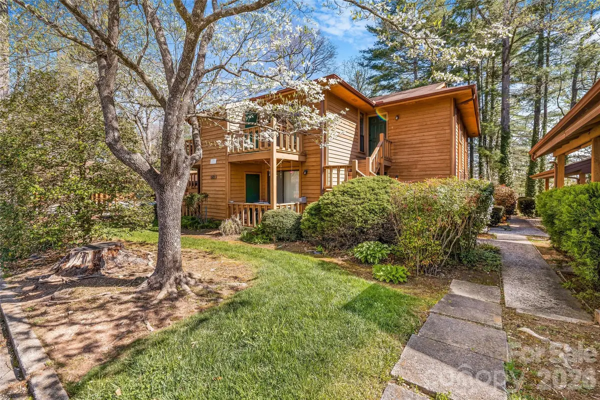 521 Courtwood Lane #8, Hendersonville, NC 28739 - #1