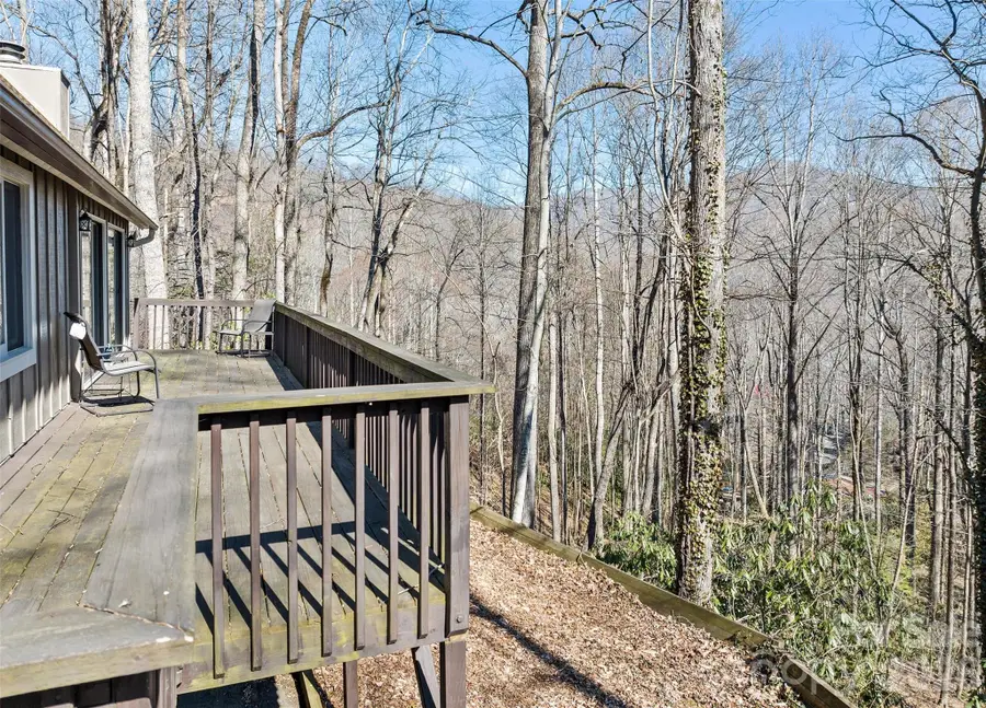 662 Locust Drive, Maggie Valley, NC 28751 - #3