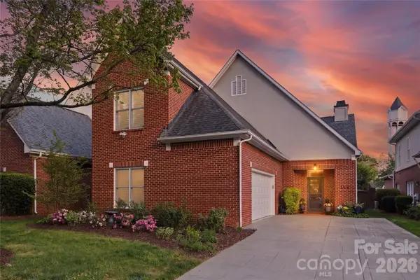 4118 Sharon Commons Lane, Charlotte, NC 28210