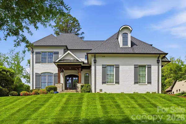 1605 Arborfield Commons Court, Matthews, NC 28105