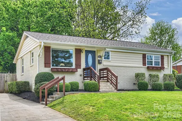 2314 Crestview Drive, Charlotte, NC 28216