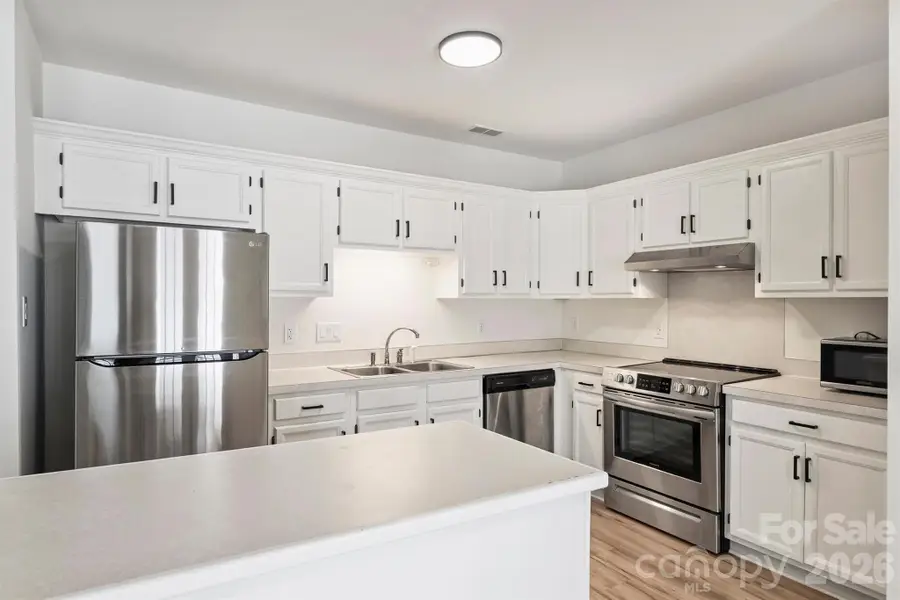 9121 Kings Canyon Drive, Charlotte, NC 28210 - #2