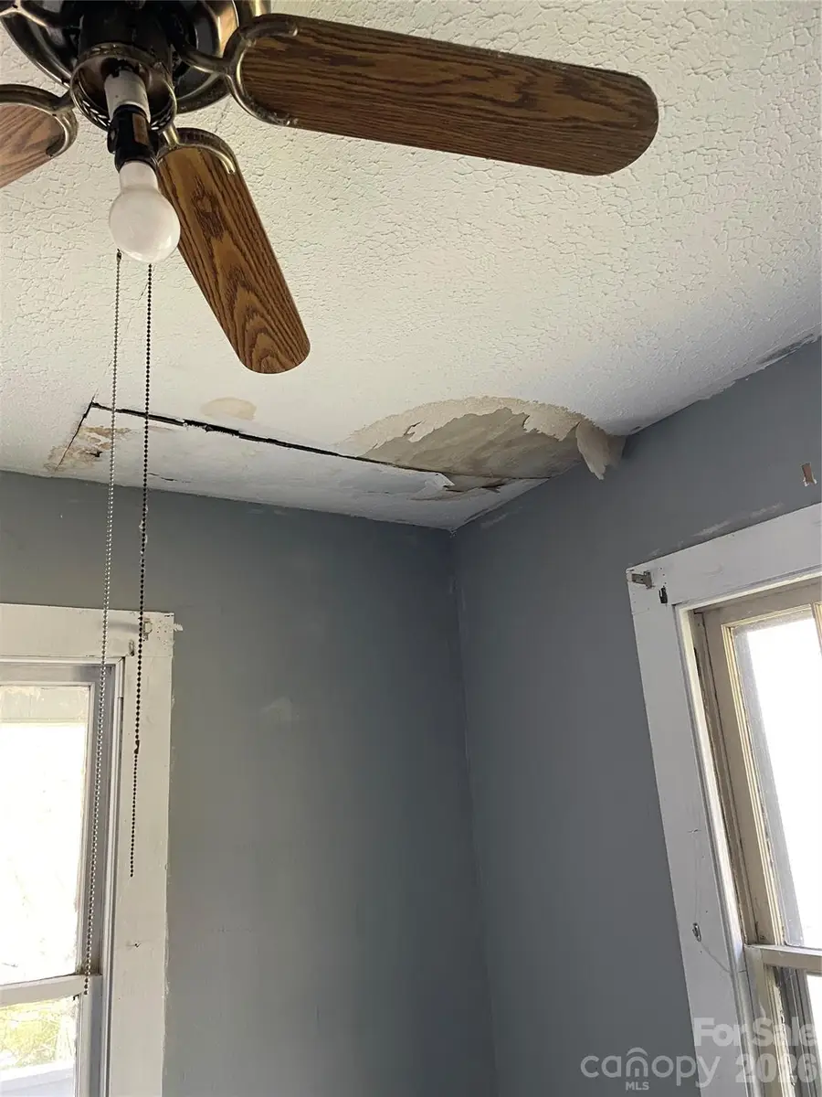 51 Holtzclaw Street, Canton, NC 28716 - #3