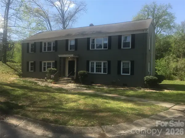 349 Wakefield Drive, Charlotte, NC 28209